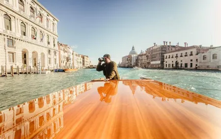 Private Grand Canal Boat Tour and Murano Glass Experience