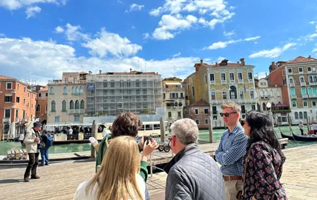 Rialto Market Food and Wine Lunchtime Tour of Venice