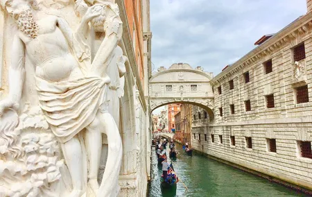Ducal Venice, Historical Walking Tour & Skip the line Doge's Palace