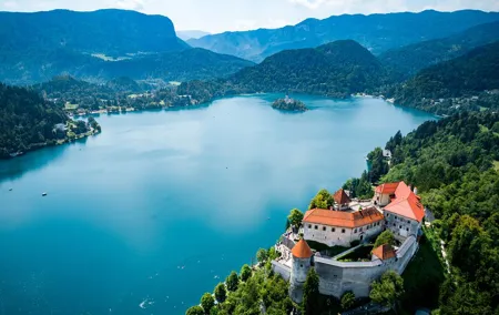 Full-Day Venice to Alpine Lake Bled Private Guided Tour