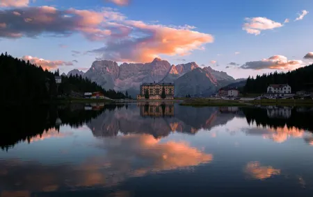 Day Trip to Dolomites and Prosecco Hills From Venice with Wine