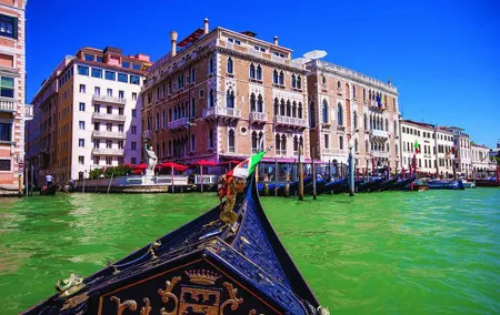 Venice Gondola Experience