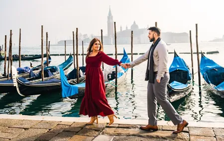 Venice: Photoshoot at Piazza San Marco and the Canals