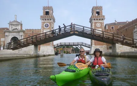 2 Hour Venice Canal Kayak Tour - Premium experience by day