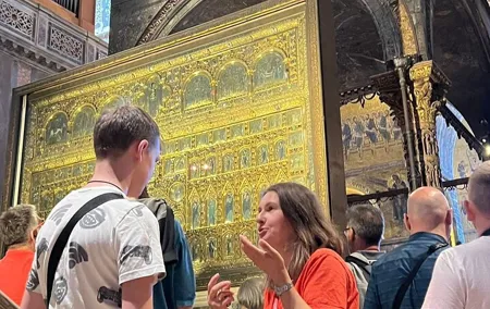 Basilica San Marco and the Pala d'Oro with Architect Guide