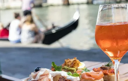 Guided Small Group Kickstart Food Tour of Venice