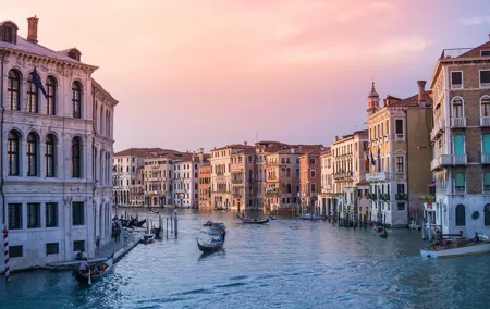 Private Venice Canal Cruise: 2-Hour Grand Canal and Secret Canals