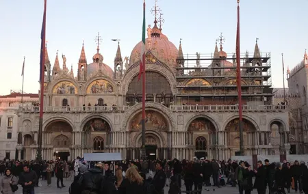St. Mark's Basilica Skip-the-Line Guided Tour - T3