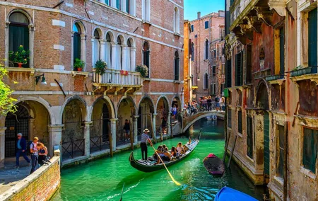 Explore the Canals on an Authentic Gondola Tour Venetian Dreams