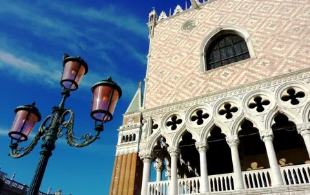 Venice Landmarks: Walking Tour Plus St Mark's Basilica and Doge's Palace Tours