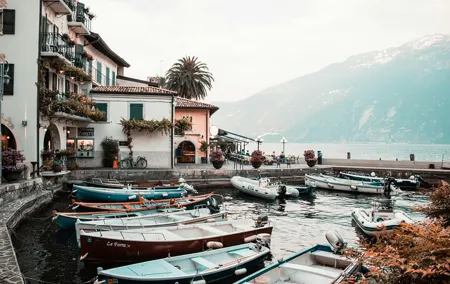 Private Day Trip from Venice to Lake Garda
