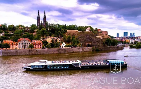Prague Boats 2-hour Lunch Cruise