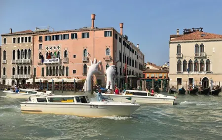 Private Transfer from Venice Cruise terminal to Hotel in Venice