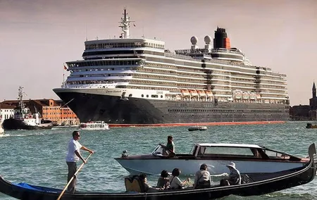 Private Arrival Transfer: Marco Polo Airport to Venice Cruise Terminal