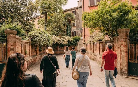 Walking in Venice Off-the-beaten Track