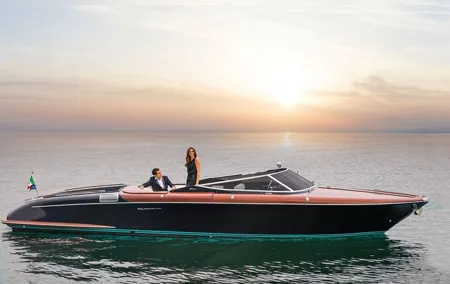 Exclusive Private Riva Aquariva Aperitif