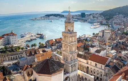 Private transfer from Venice to Split with 2h Sightseeing Stop