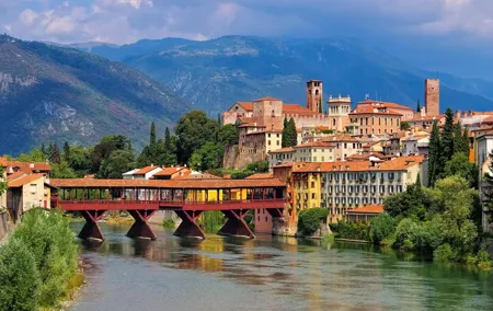 Private Prosecco , Hilltowns & Palladian Villa Tour from Venice