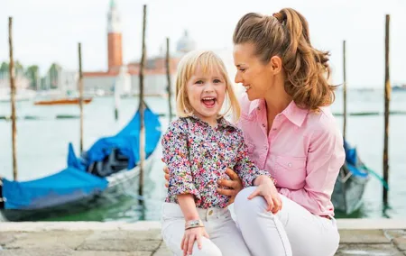 Venice Private Tour for Families with Gondola Ride