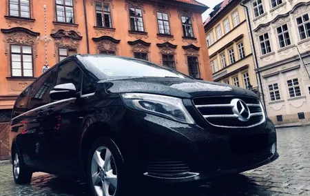 Private Transfer from Passau to Prague by Luxury car