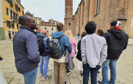 Venice City Highlights Small Group Walking Tour with Local Guide
