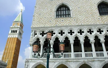 Public Tour: Power and Religion in Venice