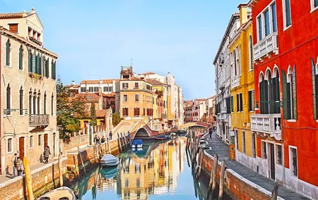 Private Art and Culture Tour in Dorsoduro and Academia Venice