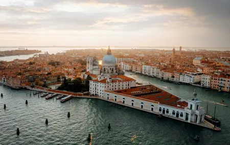 Sunset Boat Tour in Venice