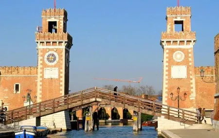 Private Walking Tour: Castello District in Venice
