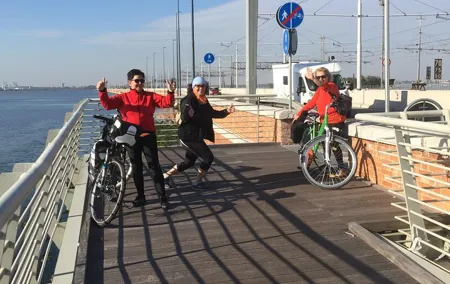 By bike on the Liberty Bridge