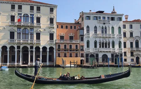 Venice City Highlights Small Group Tour with a local guide