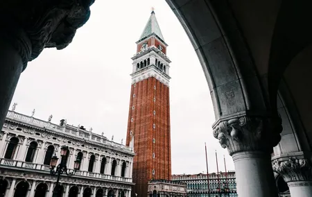 Ghost Tour in Venice Inside the Shadows