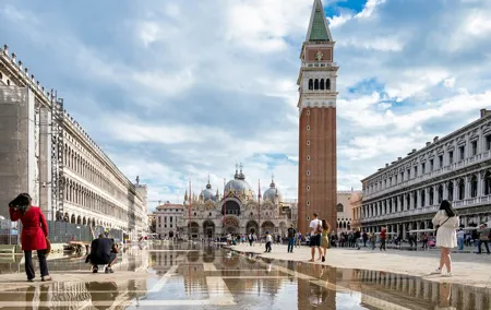Venice Walking Tour with Local Guide