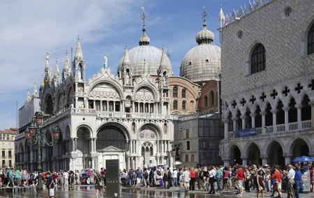 Doge's Palace and St. Mark's Basilica Guided Tour in Venice