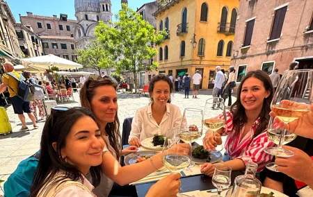 Rialto Market Food and Wine Tasting Guided Tour in Venice