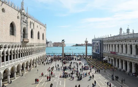 Unmissable Venice with private tour in Portuguese