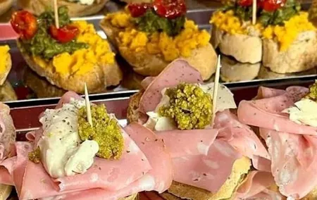 Street Food Bites of Venice Shared Tour