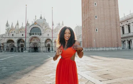 Venice: Private Photoshoot with Professional