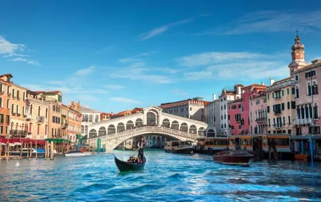 St. Mark’s Basilica and Gondola Ride Combo Ticket
