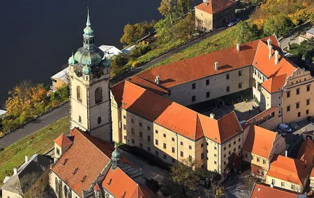 Melnik Chateau with Wine Tasting - a Day Trip from Prague