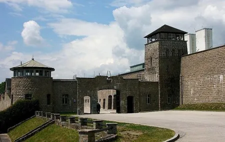 Full-Day Private Trip from Prague to Mauthausen Concentration Camp Memorial