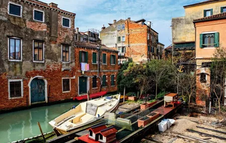Touristic highlights of Venice on a Private full day tour with a local