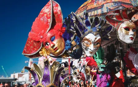 Romantic Venice Self Guided Getaway with Digital Guide and Stay