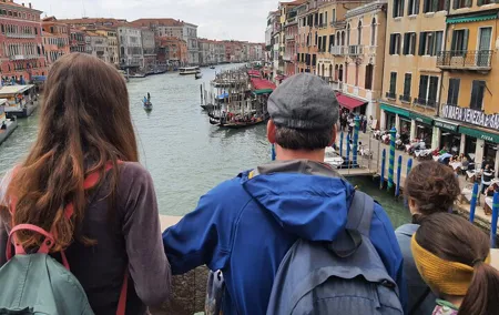 Treasures of Venice Scavenger Hunt for Kids, Families & School Groups + Gelato