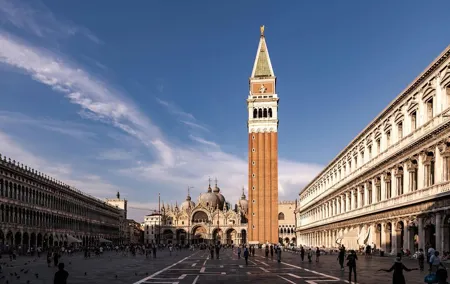 Venice in one day: Walk among the main attractions
