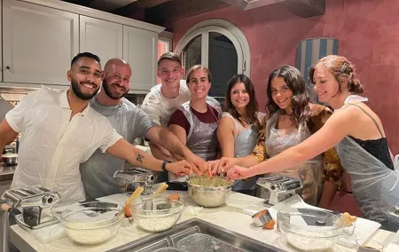 Pasta and Tiramisu Cooking Class in Venice