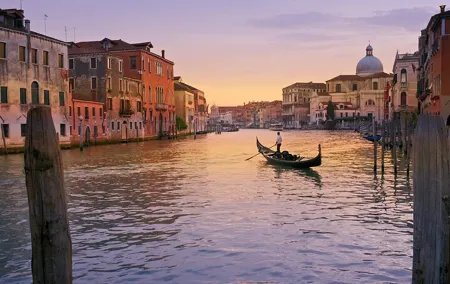 Magnificent Morning in Venice - Walking Tour and Gondola