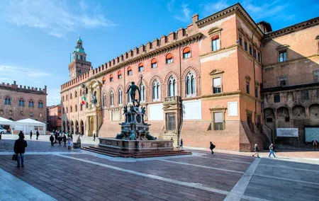 Bologna Uncovered: A Private Historical Full Day Tour from Venice
