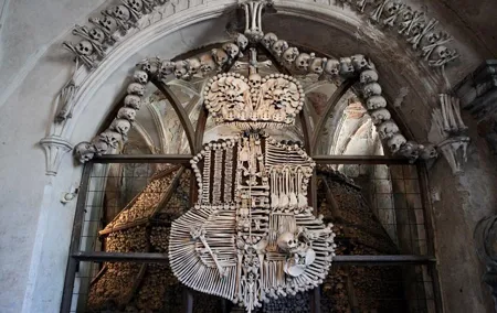 Kutna Hora Day Tour Including Sedlec Ossuary from Prague