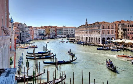Sightseeing Fun in Venice for Kids & Families w/Local Guide!